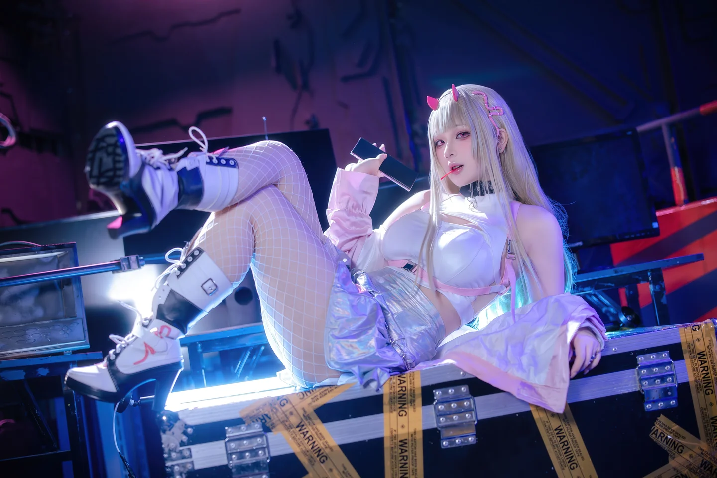 屿鱼 - No.073 胜利女神：妮姬 毒蛇 [86P-1.01GB] tg@simisebaisi 【丝足阁】015.webp